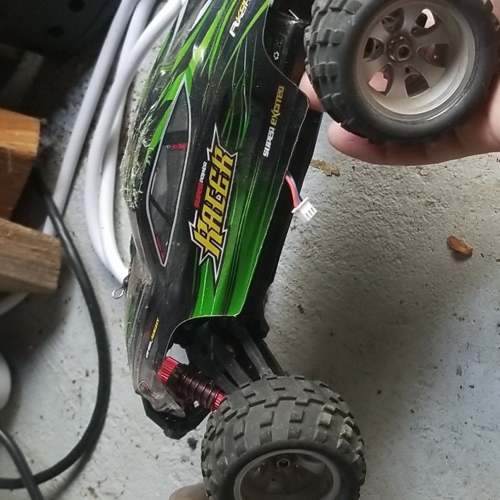 1/16 scale rc car